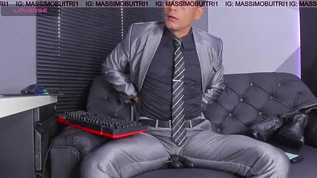 massimo g online show from May 2026 11:48:01 AM
