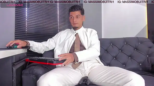 massimo g online show from June 2026 12:58:02 PM