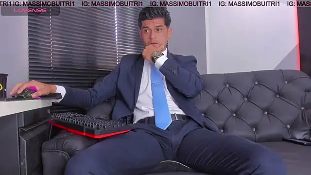 massimo g online show from June 2026 12:19:02 PM