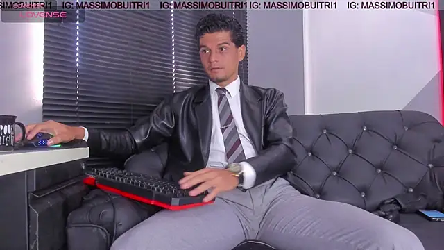 massimo g online show from July 2026 12:11:01 PM