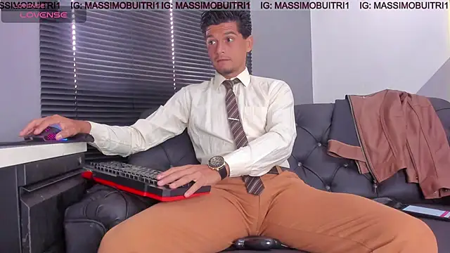 massimo g online show from July 2026 01:38:01 PM