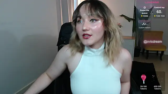 Crystal-dreamt online show from July 2026 01:58:02 PM