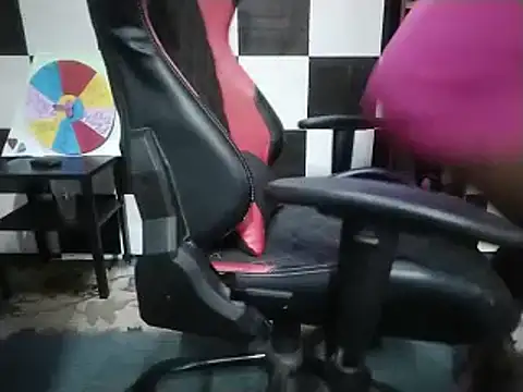 Snapshot of XnastyD chatting on March 2025 07:55:02 PM XnastyD online show from March 2025 07:55:02 PM