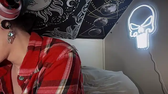 FRRANNKIE online show from February 2025 02:53:01 AM