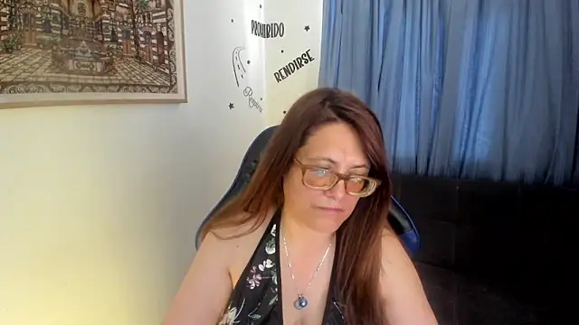 Ivette Shaira online show from June 2026 06:36:01 PM
