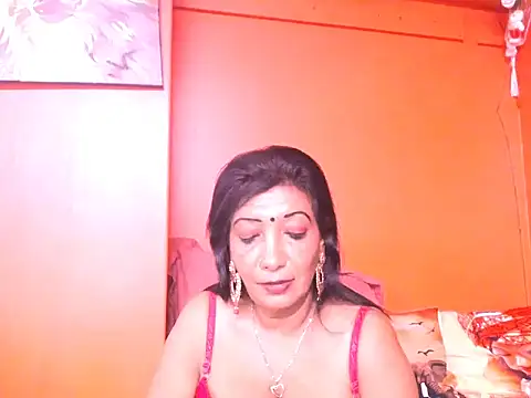 indiansarika65 online show from April 2026 03:48:01 AM