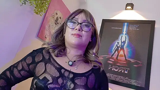 valkiria moore online show from July 2026 02:38:02 AM