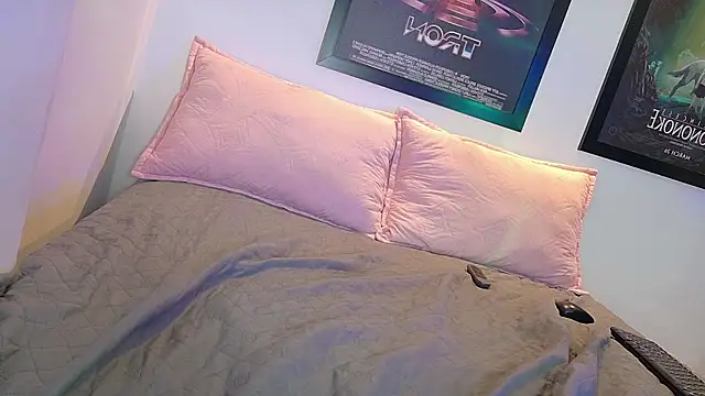 valkiria moore online show from July 2026 02:05:17 AM