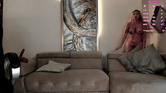 Snapshot of SophiePalmer chatting on January 2025 03:35:02 PM SophiePalmer online show from January 2025 03:35:02 PM