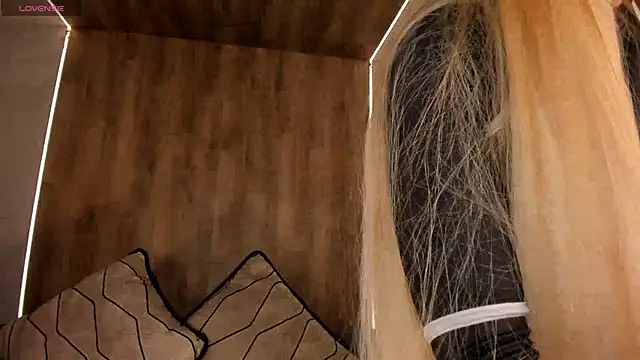 Snapshot of SophiePalmer chatting on March 2025 11:08:02 AM SophiePalmer online show from March 2025 11:08:02 AM