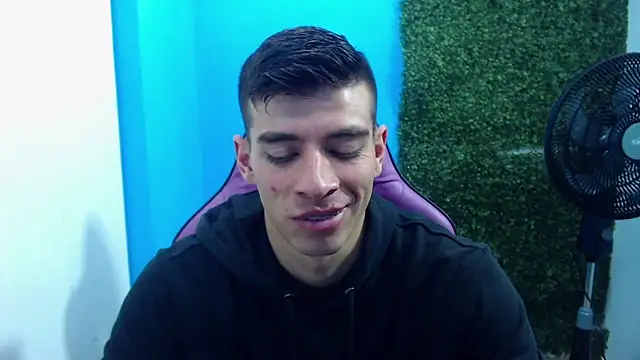 DEIBY BABY online show from December 2024 07:18:02 PM