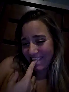 SkyelarSommer online show from December 2024 11:08:02 AM