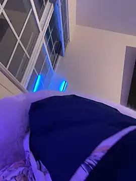 Snapshot of DominiqueX0 chatting on January 2025 01:13:02 AM DominiqueX0 online show from January 2025 01:13:02 AM