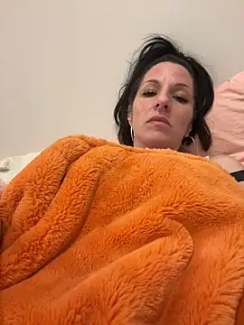 Snapshot of DominiqueX0 chatting on February 2025 04:59:02 AM DominiqueX0 online show from February 2025 04:59:02 AM