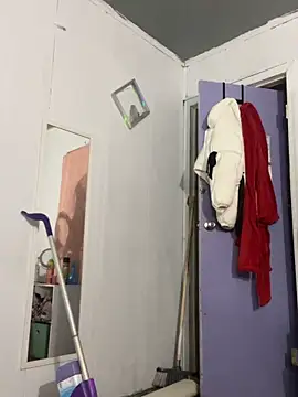 DominiqueX0 online show from March 2026 01:57:01 AM