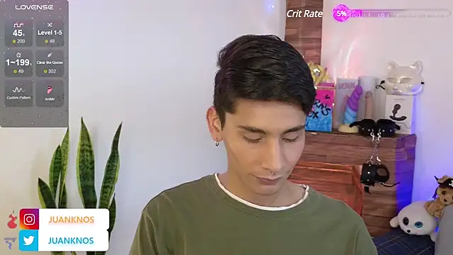 Snapshot of by_pandora chatting on January 2025 07:00:02 PM by pandora online show from January 2025 07:00:02 PM