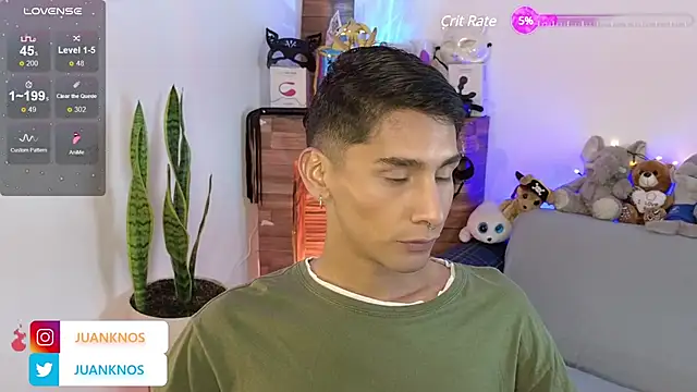 Snapshot of by_pandora chatting on February 2025 06:15:02 PM by pandora online show from February 2025 06:15:02 PM