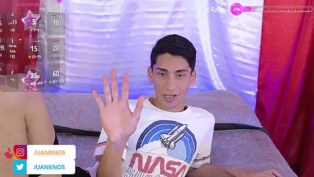 Snapshot of by_pandora chatting on February 2025 05:53:01 PM by pandora online show from February 2025 05:53:01 PM