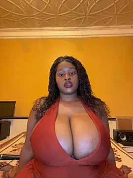 Snapshot of KnockoutBestie chatting on November 2025 07:36:03 PM KnockoutBestie online show from November 2025 07:36:03 PM