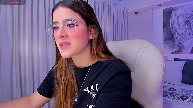 nathalie rivers online show from March 2026 11:28:02 AM