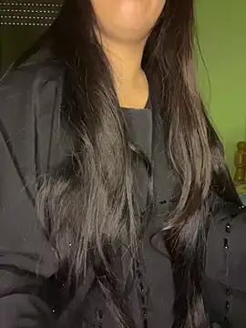 Mayacrayzi online show from April 2026 10:57:02 AM