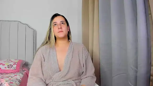 Hanna86 online show from July 2026 12:43:02 AM