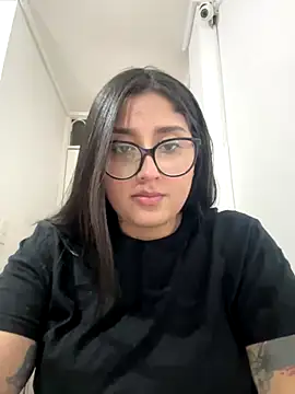 croftsmila online show from October 2025 11:02:01 PM