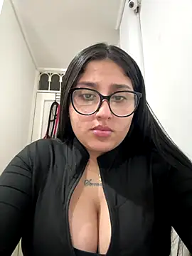 croftsmila online show from October 2025 11:58:01 PM