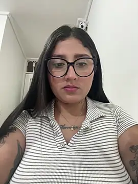 croftsmila online show from October 2025 09:48:02 PM