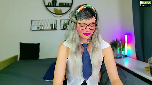 Kittychatte online show from December 2024 08:40:01 PM