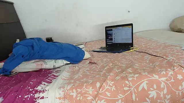 Snapshot of salomee_88 chatting on March 2025 03:24:01 AM salomee 88 online show from March 2025 03:24:01 AM