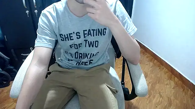 Snapshot of SexAegons chatting on February 2025 07:06:01 AM SexAegons online show from February 2025 07:06:01 AM