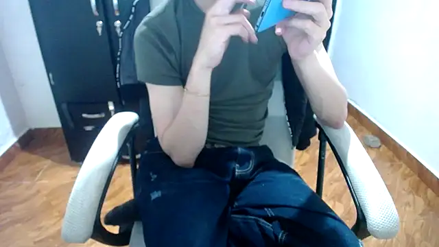 Snapshot of SexAegons chatting on February 2025 07:04:02 AM SexAegons online show from February 2025 07:04:02 AM