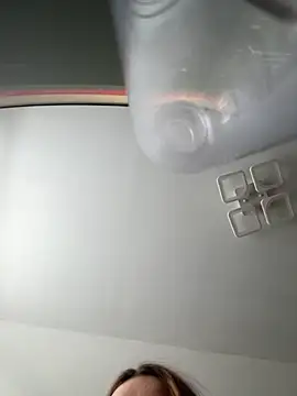 Snapshot of Your_Wet_Desire chatting on February 2025 11:49:01 AM Your Wet Desire online show from February 2025 11:49:01 AM