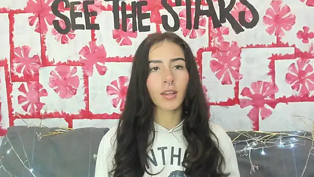 Snapshot of Mhelanny2 chatting on February 2025 02:19:02 AM Mhelanny2 online show from February 2025 02:19:02 AM