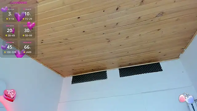 cristal  hot 1 online show from February 2025 04:01:01 AM