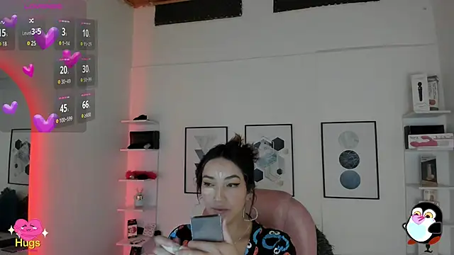 cristal  hot 1 online show from February 2025 04:03:02 AM