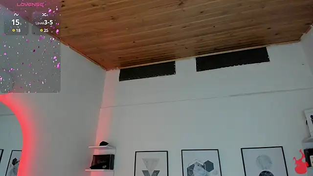 cristal  hot 1 online show from March 2025 10:15:02 AM