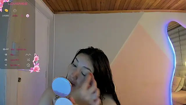 Snapshot of cristal__hot_1 chatting on July 2026 05:37:01 AM cristal hot 1 online show from July 2026 05:37:01 AM