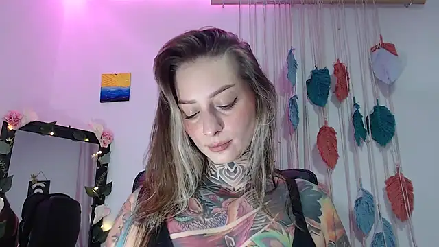 Snapshot of agatha_ink3 chatting on February 2025 04:47:01 AM agatha ink3 online show from February 2025 04:47:01 AM