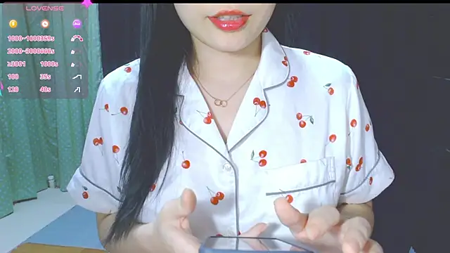 Snapshot of Su_rosie chatting on March 2025 03:51:01 PM Su rosie online show from March 2025 03:51:01 PM