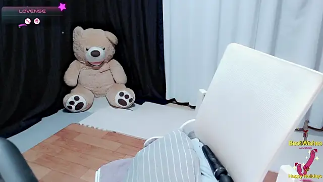 Snapshot of Su_rosie chatting on February 2026 01:42:01 PM Su rosie online show from February 2026 01:42:01 PM