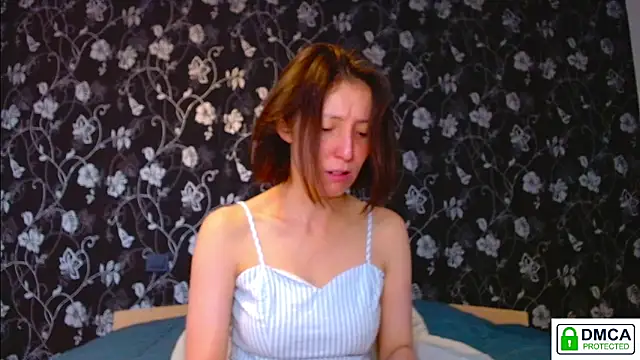 Sophi Cute online show from May 2026 06:00:02 AM