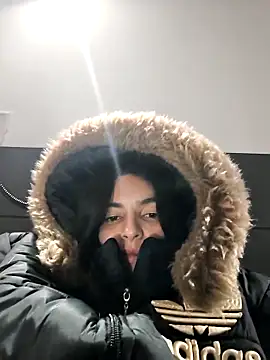 Sam Sara online show from February 2025 12:19:02 AM