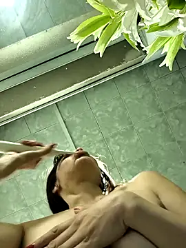 Sam Sara online show from September 2025 03:00:02 AM