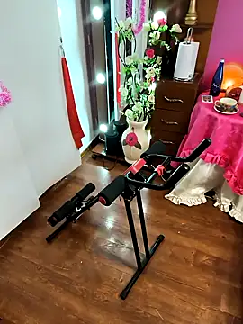 Sam Sara online show from November 2025 03:52:02 PM