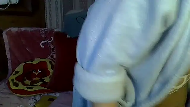 SweetCherry27 online show from May 2026 04:23:02 PM