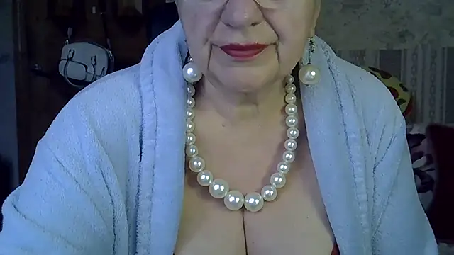 SweetCherry27 online show from May 2026 04:06:01 AM