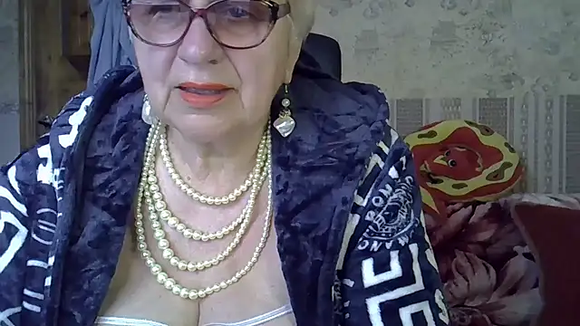 SweetCherry27 online show from May 2026 03:42:02 PM