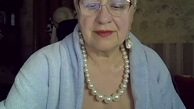 SweetCherry27 online show from June 2026 05:04:01 PM